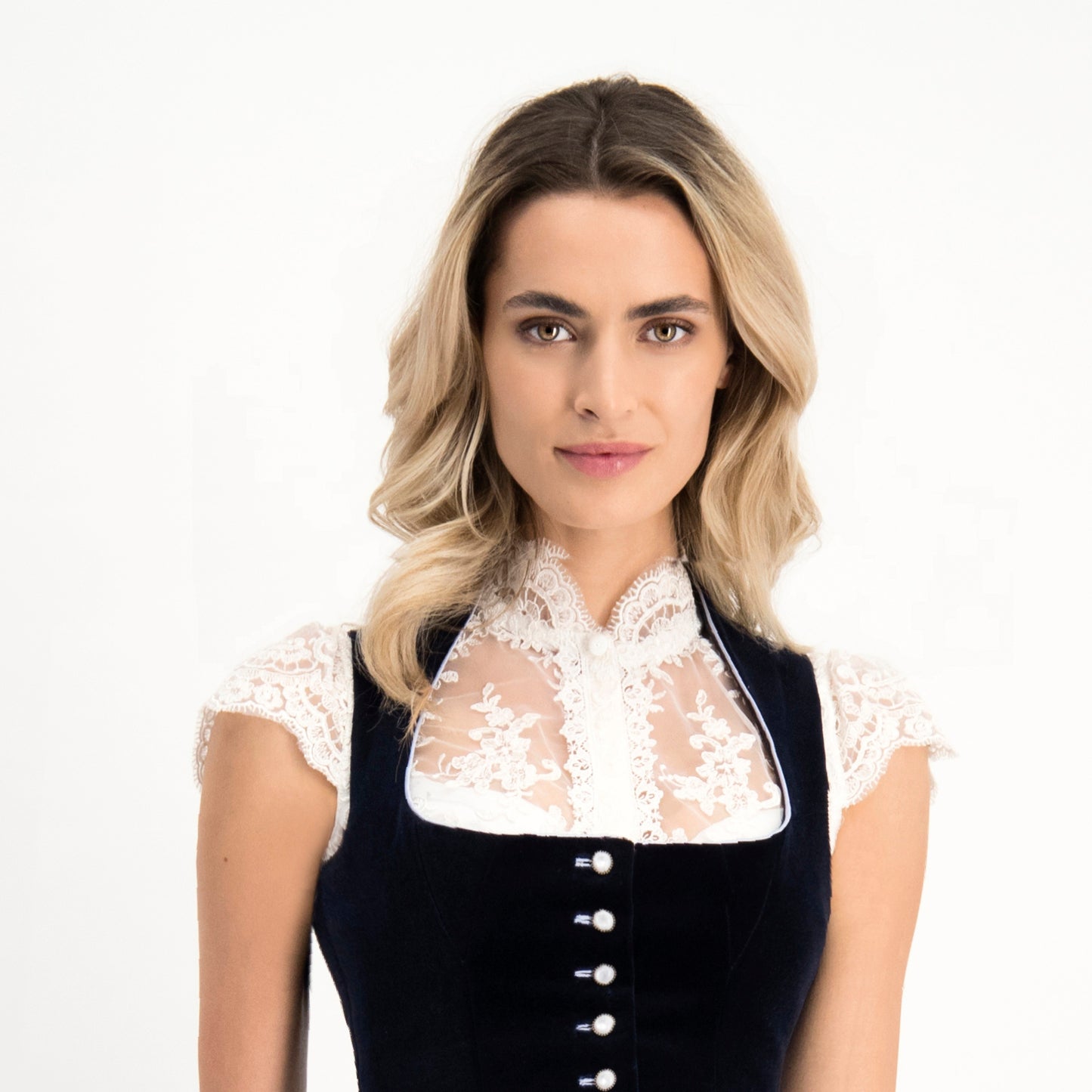 Dirndlbluse Theresa