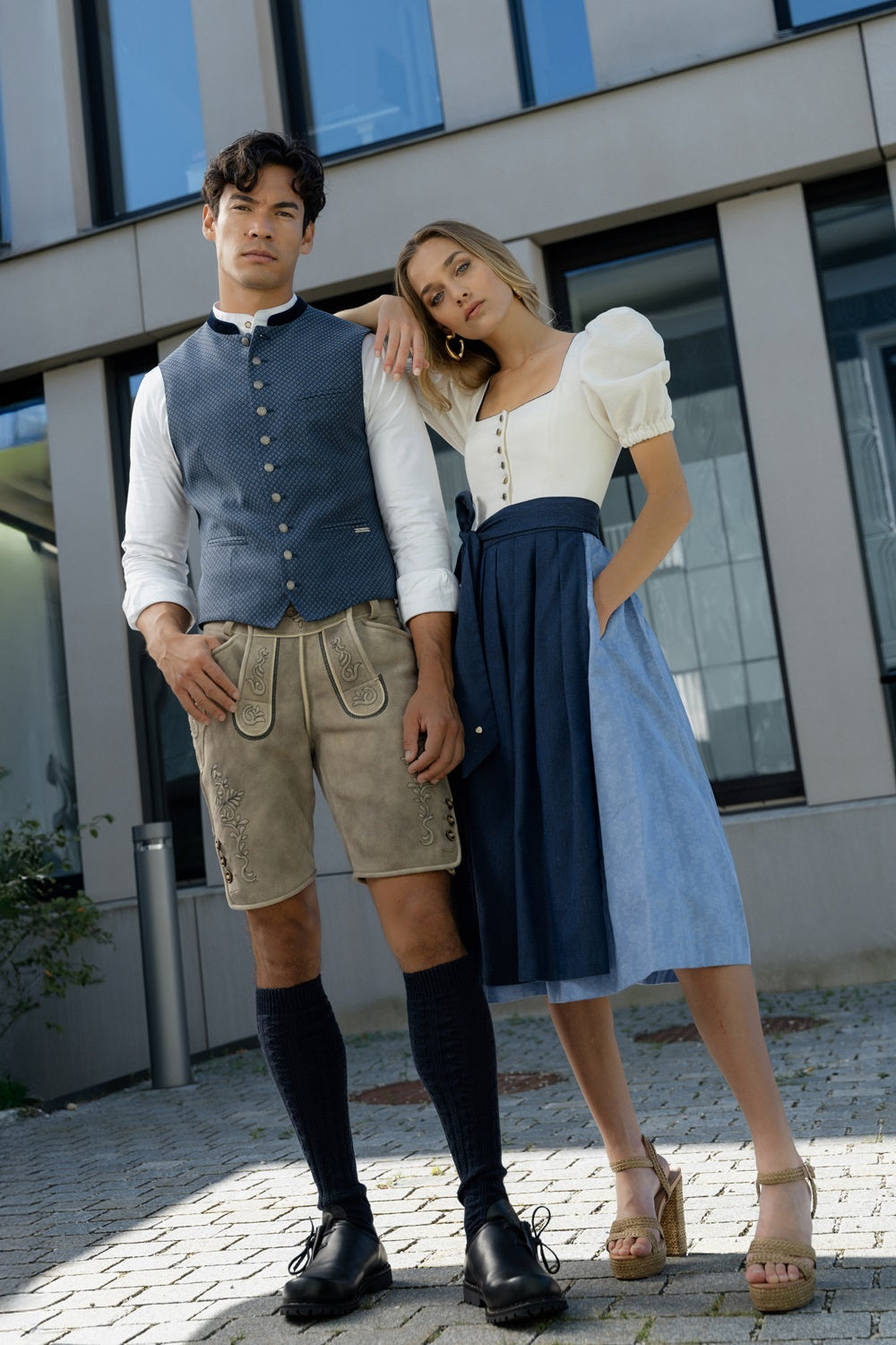 Dirndl Magdalena mit abnehmbarem Puffarm