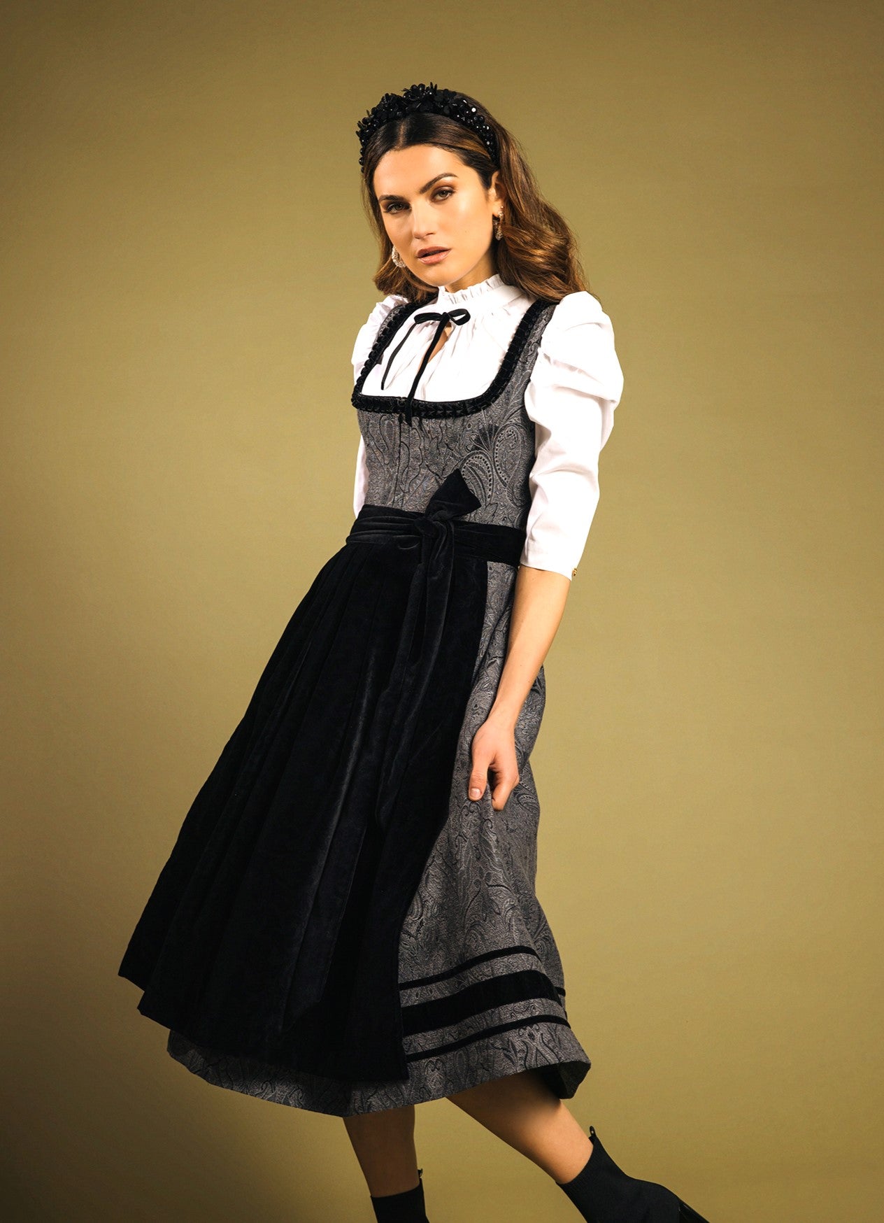 Dirndl Carina, Rocklänge 75cm