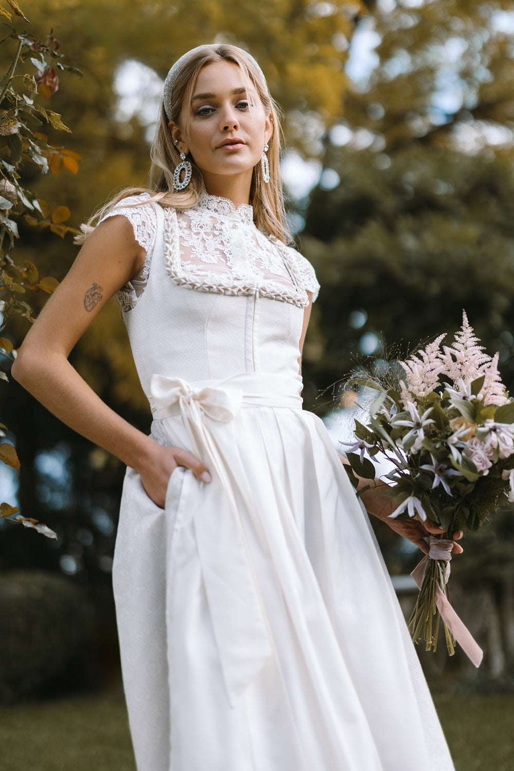 Dirndl Belinda mit Froschmäulchen