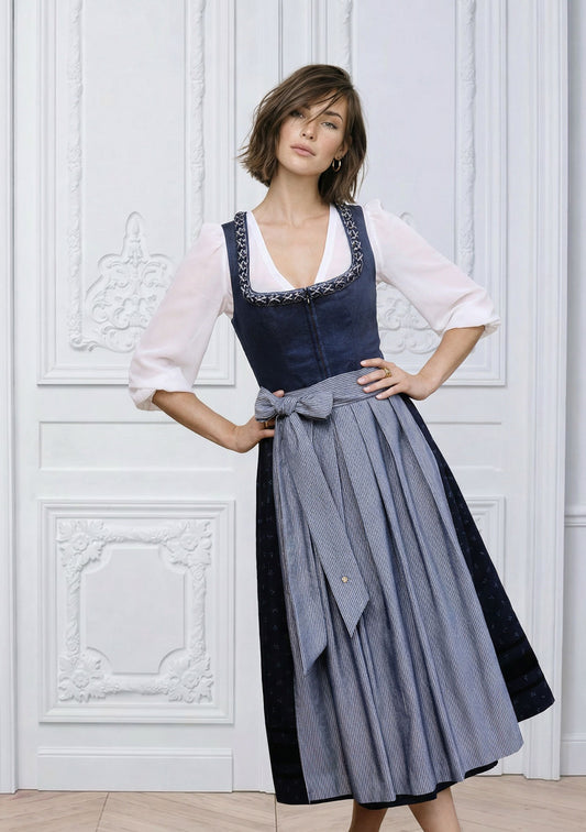 Dirndl Amanda mit Froschgoscherl